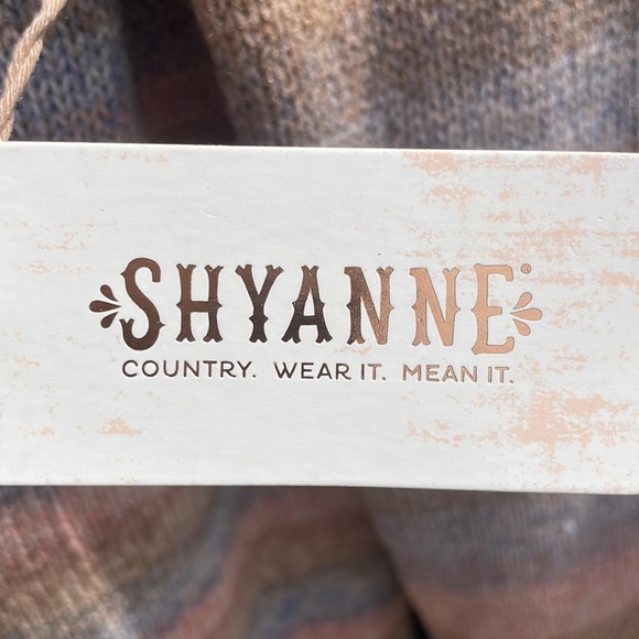 Open Cardigan - Picture 2 of 4